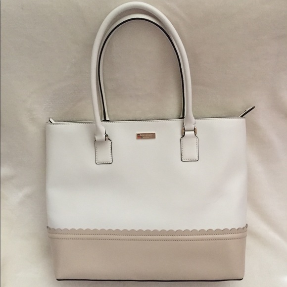 kate spade Handbags - Kate Spade Tote